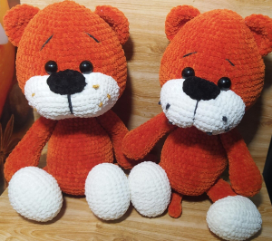 Вязаная игрушка Тигрёнок
